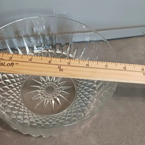 Arcoroc diamond starbust crystal glass large bowl - Picture 8 of 8